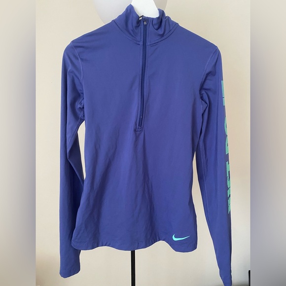 Nike Dri-FIT Purple Long Sleeve 1/4 Zip Top size M - Picture 5 of 5
